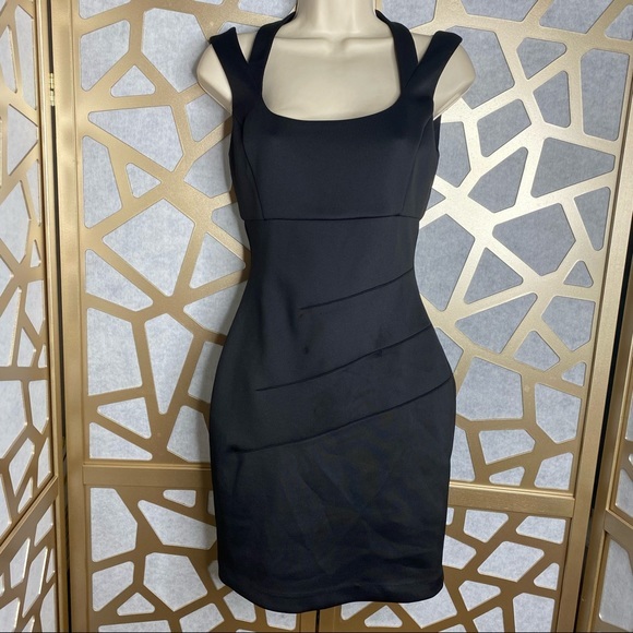 GUESS Scuba‎ Cutout Bodycon Dress - Picture 1 of 8